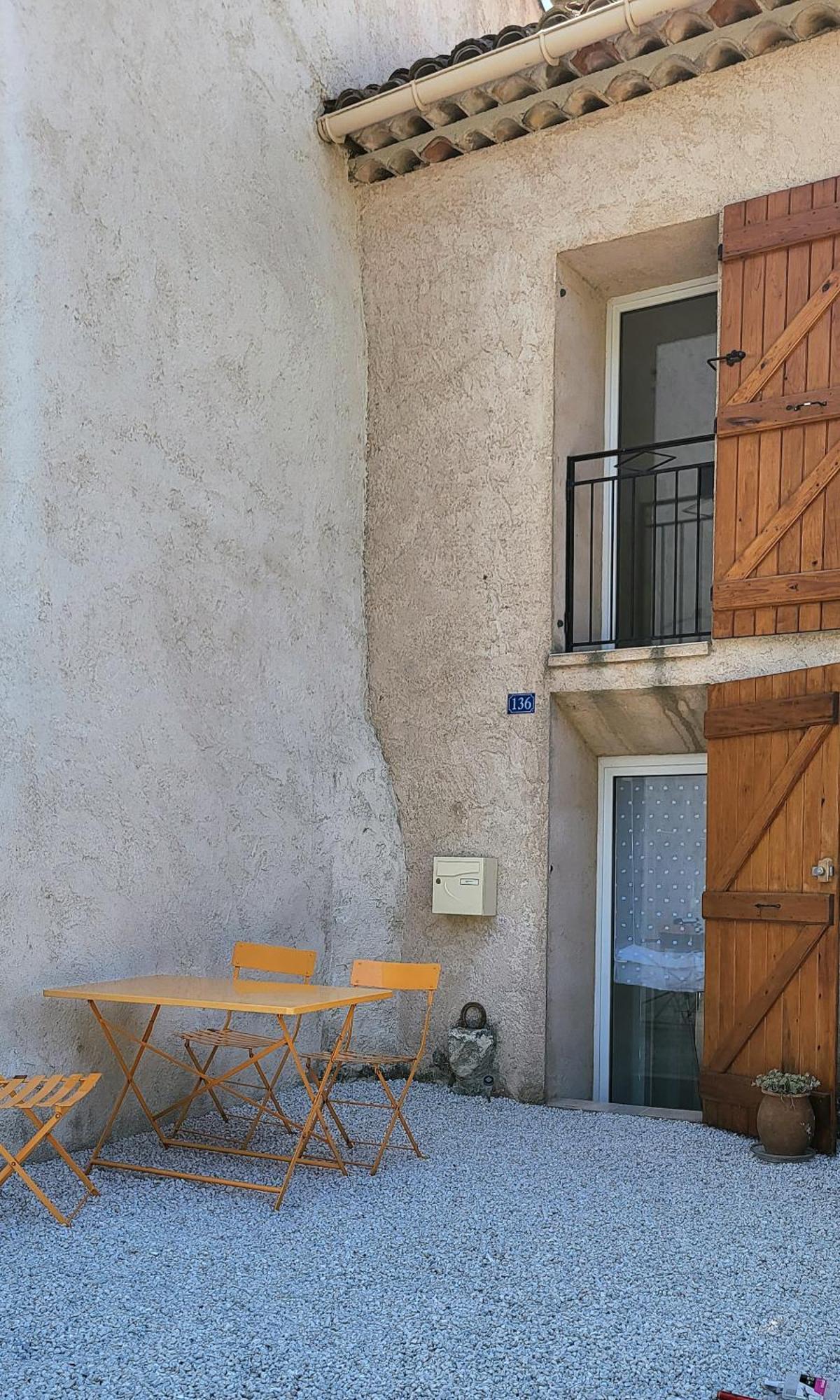 Gite La Foux De Peyroules Bagian luar foto